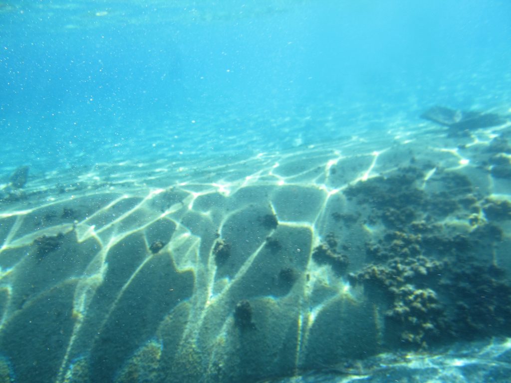 мол под водой